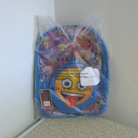 Kid's Emoji Backpack. - Picture 2 of 4